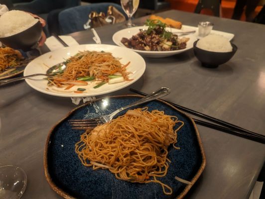 Mozen Asian Kitchen by null