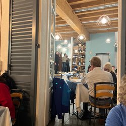 Albergo del Sole Pizzeria - View through dining room to entrance