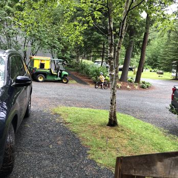 Quechee / Pine Valley KOA - Cabin view - Campgrounds Near Me - White River Junction, Vermont Quechee / Pine Valley KOA - Cabin view - Campgrounds Near Me - White River Junction, Vermont