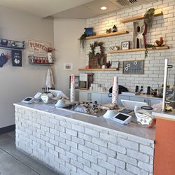 Rooster's Eatery and Catering