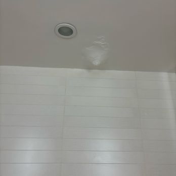 Vdara - Bubbled ceiling in bathroom - Hotels Near Me - Las Vegas, Nevada Vdara - Bubbled ceiling in bathroom - Hotels Near Me - Las Vegas, Nevada