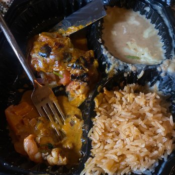 Salsa & Beer - Shrimp burrito beans and rice - Mexican Near Me - Van Nuys, California Salsa & Beer - Shrimp burrito beans and rice - Mexican Near Me - Van Nuys, California