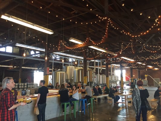Brouwerij West by null
