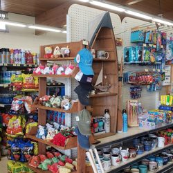 Bay Center Market - Interior