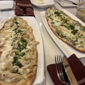 The Wine and Spirits Kitchen - Flatbreads! - New American Near Me - Delray Beach, Florida The Wine and Spirits Kitchen - Flatbreads! - New American Near Me - Delray Beach, Florida