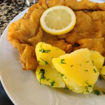 Café Schwarzenberg - Schnitzel - Cafes Near Me - Vienna, 9 Café Schwarzenberg - Schnitzel - Cafes Near Me - Vienna, 9