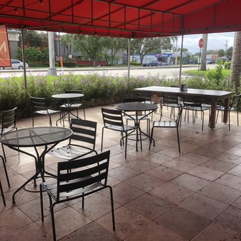 CAO Bakery & Cafe - Covered outdoor seating - Cuban Near Me - Fort Lauderdale, Florida CAO Bakery & Cafe - Covered outdoor seating - Cuban Near Me - Fort Lauderdale, Florida