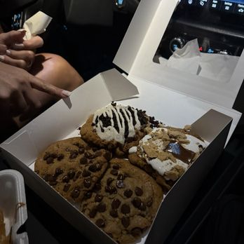 Miami Baked - Cookies! Wowwwww these were great! - Desserts Near Me - Miami, Florida