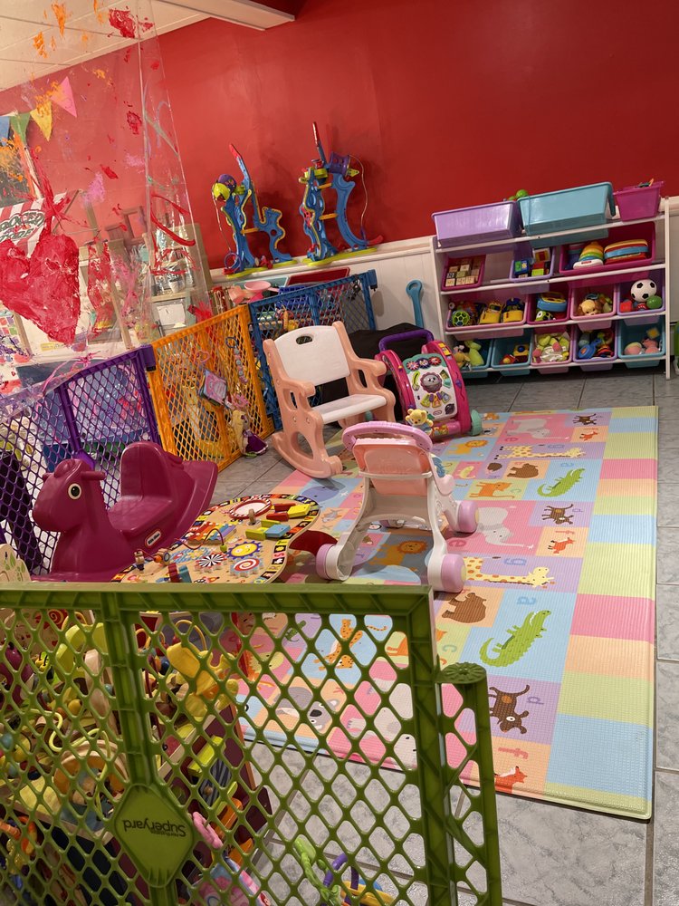 CHERYL’S HOME DAYCARE Updated August 2024 17 Photos 202 Marlow St, Cranston, Rhode Island