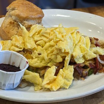 Nye Beach Cafe - Loaded Hash Browns - Cafes Near Me - Newport, Oregon