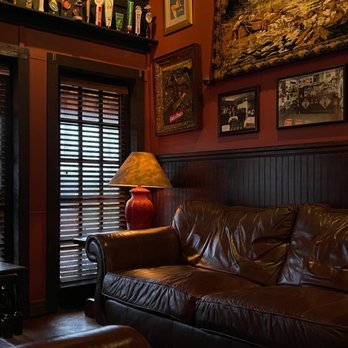 Winston's Pub & Patio - Real leather sofas. Very comfy. - Pubs Near Me - Metairie, Louisiana Winston's Pub & Patio - Real leather sofas. Very comfy. - Pubs Near Me - Metairie, Louisiana