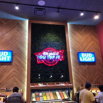 fuddruckers - American Near Me - Mérida, YUC