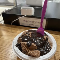 Mad Martha's Ice Cream - Chocolate mud pie