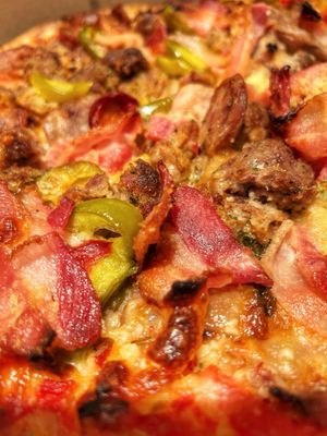 Ernie's Pizzeria by null