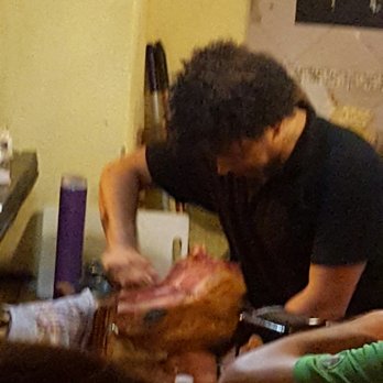 Alfalfa - Chef hard at work - Tapas Bars Near Me - Seville, SE