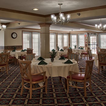 Meridian Manor - High Pointe Dining - Assisted Living Facilities Near Me - Wayzata, Minnesota Meridian Manor - High Pointe Dining - Assisted Living Facilities Near Me - Wayzata, Minnesota