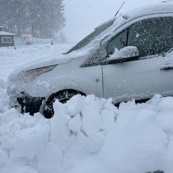 Frosty 4Wheeler - Stuck in snow? We will get you out quickly. - Towing Near Me Frosty 4Wheeler - Stuck in snow? We will get you out quickly. - Towing Near Me