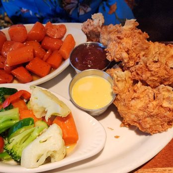 Charleston's - Chickin tenders - American Near Me - Edmond, Oklahoma