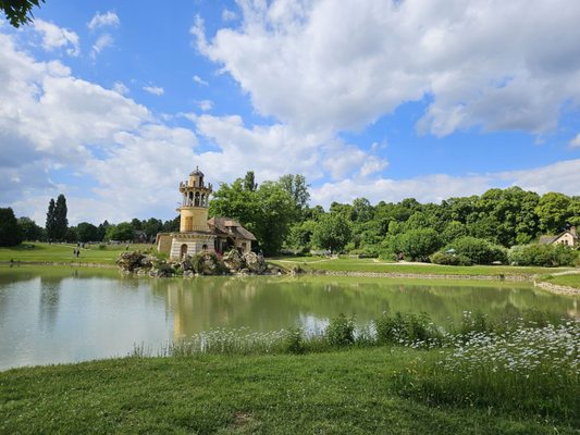 Hameau de la Reine by null