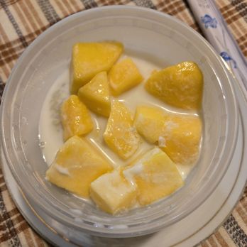 Nolas - Mango sticky rice - Thai Near Me - Eden Prairie, Minnesota