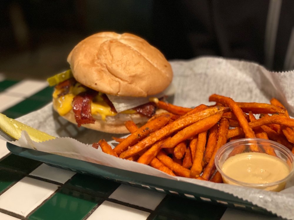 O’REILLY’S PUB Updated October 2024 99 Photos & 166 Reviews 2822