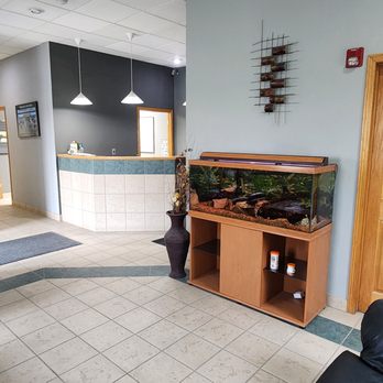 Quimbys Collision Center - customer waiting area and front desk for our auto body shop - Body Shops Near Me - Kasson, Minnesota Quimbys Collision Center - customer waiting area and front desk for our auto body shop - Body Shops Near Me - Kasson, Minnesota