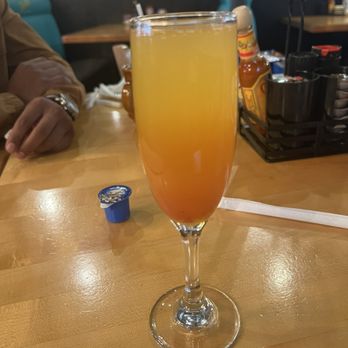 Grady's Snack N' Dine - Strawberry & mango mimosa - Diners Near Me - Homewood, Illinois Grady's Snack N' Dine - Strawberry & mango mimosa - Diners Near Me - Homewood, Illinois