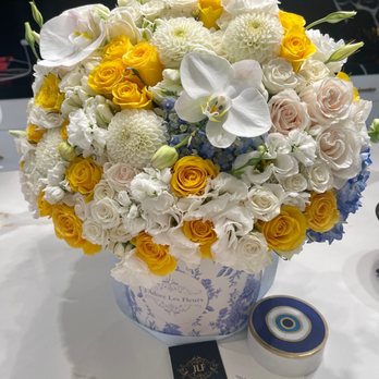 J'Adore Les Fleurs - Beautiful JLF flowers - Florists Near Me - Studio City, California