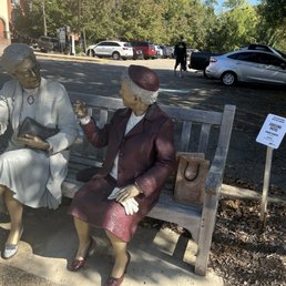 Sculpture in Bridgeville. Sculpture in Bridgeville.