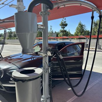 Shine Thru Car Wash - car after being washed next to the vacuuming area - Car Wash Near Me - Bakersfield, California Shine Thru Car Wash - car after being washed next to the vacuuming area - Car Wash Near Me - Bakersfield, California