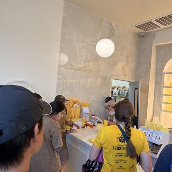 La La Land - Coffee & Tea Near Me - Houston, Texas