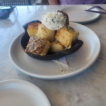 North Italia - (Supposed to be) crispy cheesy bread that felt too soggy - Italian Near Me - Franklin, Tennessee North Italia - (Supposed to be) crispy cheesy bread that felt too soggy - Italian Near Me - Franklin, Tennessee