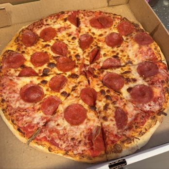 Pizzava - Large pepperoni - Pizza Near Me - Sparks, Nevada Pizzava - Large pepperoni - Pizza Near Me - Sparks, Nevada