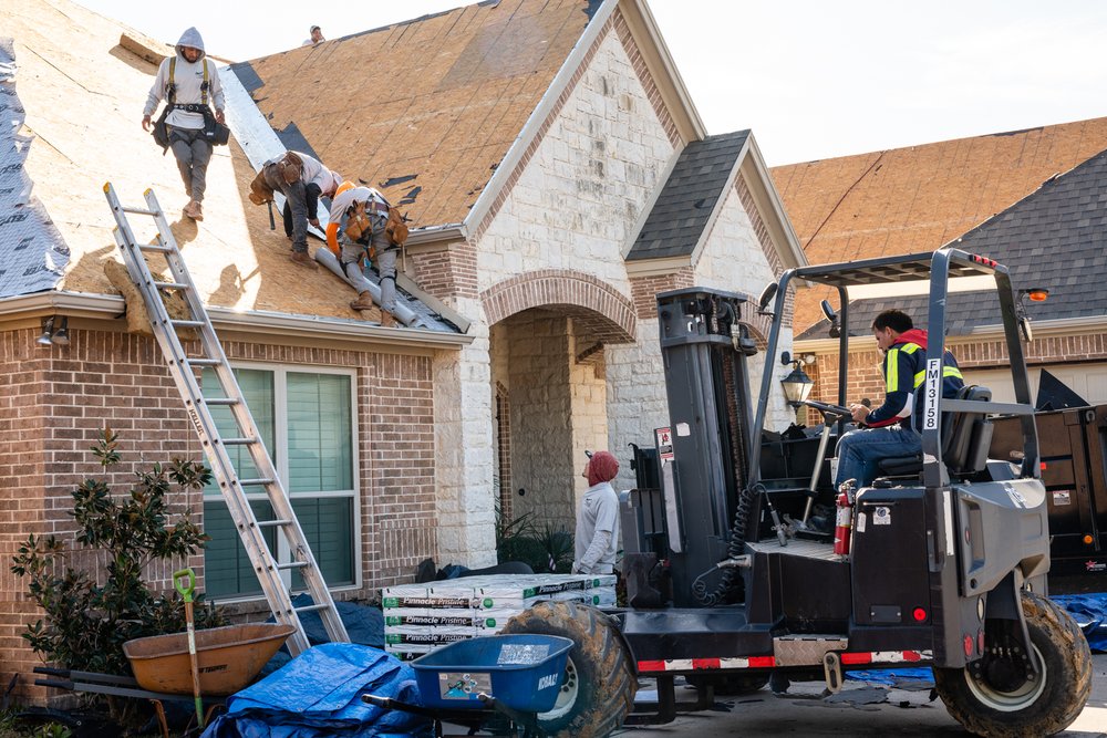 Slide of H&S Construction & Roofing