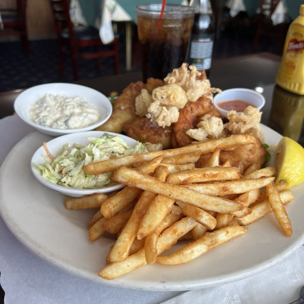 Vallemar Station - Seafood Combo - Steakhouses Near Me - Pacifica, California