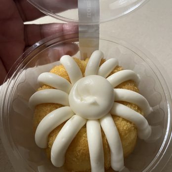 Nothing Bundt Cakes - Lemon - Bakeries Near Me - Gilbert, Arizona