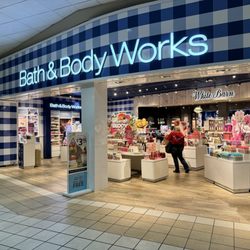 Bath & Body Works - Inside the mall