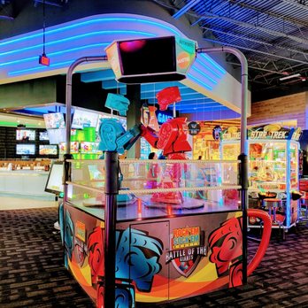 Dave & Buster's Florence - Giant Rockem Sockem Robots - Arcades Near Me - Florence, Kentucky