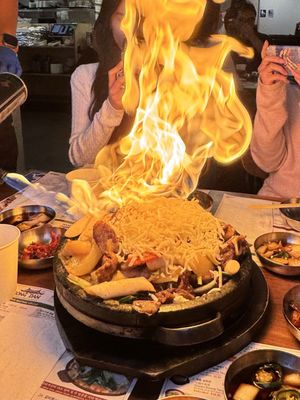 Sun Nong Dan Sawtelle 선농단 by null