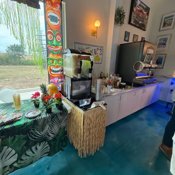 Island Breeze Party Rentals - Margarita machine ready for the guests - Party Supplies Near Me - Katy, Texas Island Breeze Party Rentals - Margarita machine ready for the guests - Party Supplies Near Me - Katy, Texas