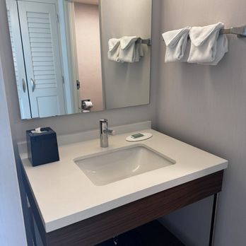 Courtyard by Marriott Virginia Beach Oceanfront/South - Hotels Near Me - Virginia Beach, Virginia Courtyard by Marriott Virginia Beach Oceanfront/South - Hotels Near Me - Virginia Beach, Virginia