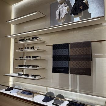 Louis Vuitton - Leather Goods Near Me - Edina, Minnesota