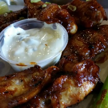 Badlands BBQ - Sweet bbq wings with blue cheese $9 - Barbeque Near Me - Norco, California