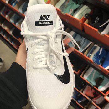 nike clearance santa clarita