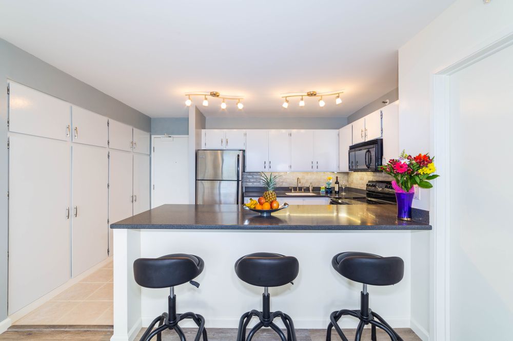 Antonet Barut - Coldwell Banker Realty - veterans service organization in Honolulu, HI