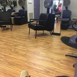Colonial Barber & Style Shop
