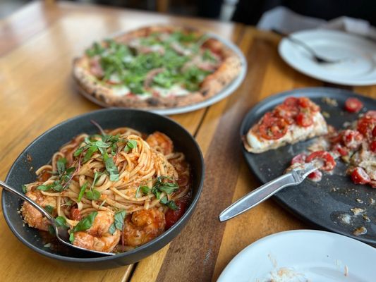 Volturno Pizza Napoletana by null