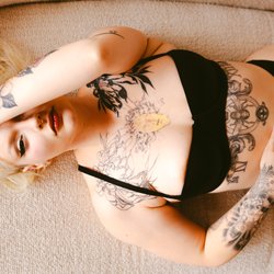Ink & Ether Photography - Pin-up vibes