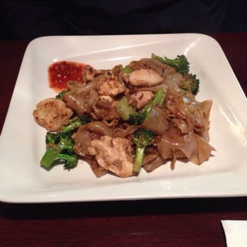 Thai Diamond BBQ - Pad sew - Thai Near Me - Glendora, California