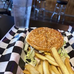 Middleton’s Dug Out Bar & Grill